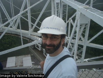 Steve Torchinsky on the Arecibo platform